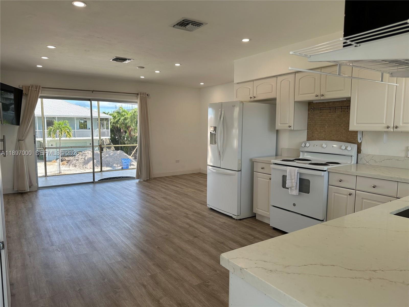 164 Venetian Drive Property Photo 24