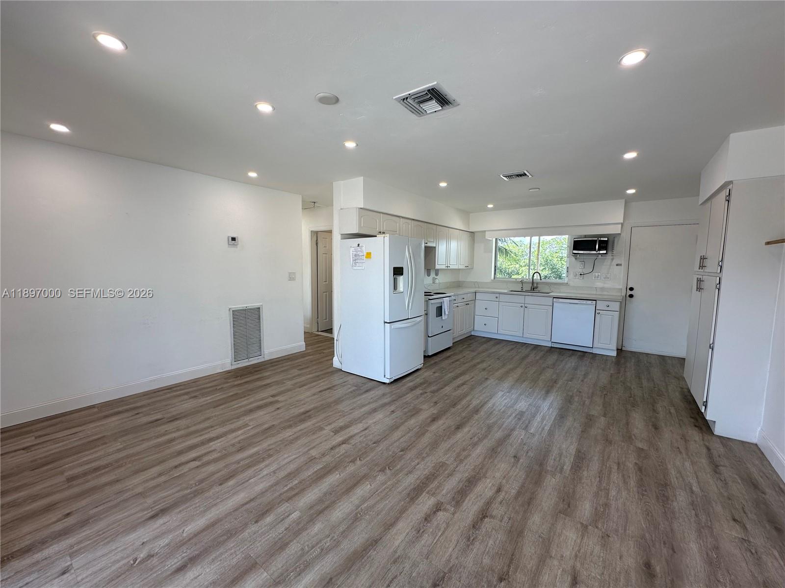 164 Venetian Drive Property Photo 26