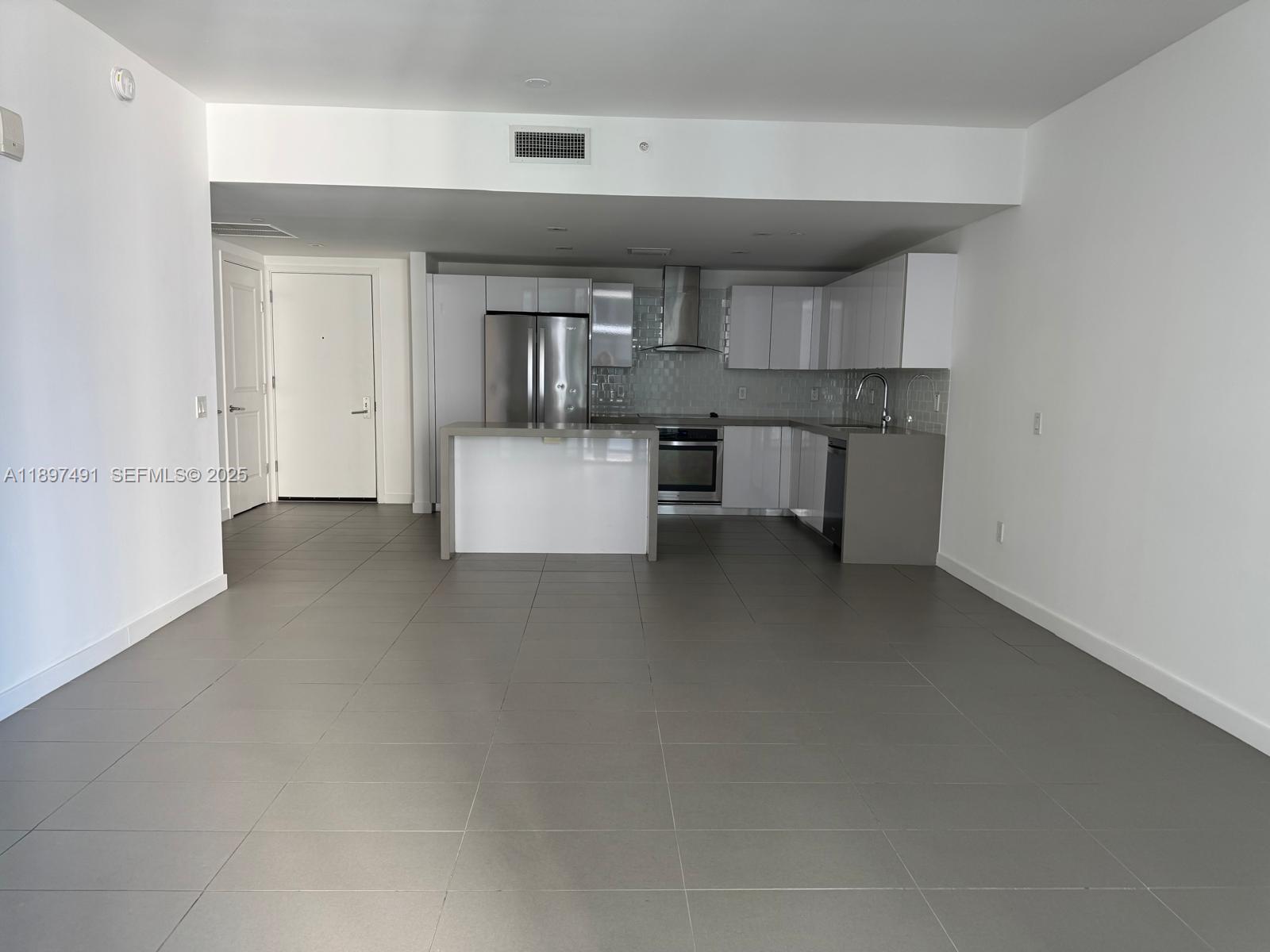 1600 NE 1st Avenue 2217