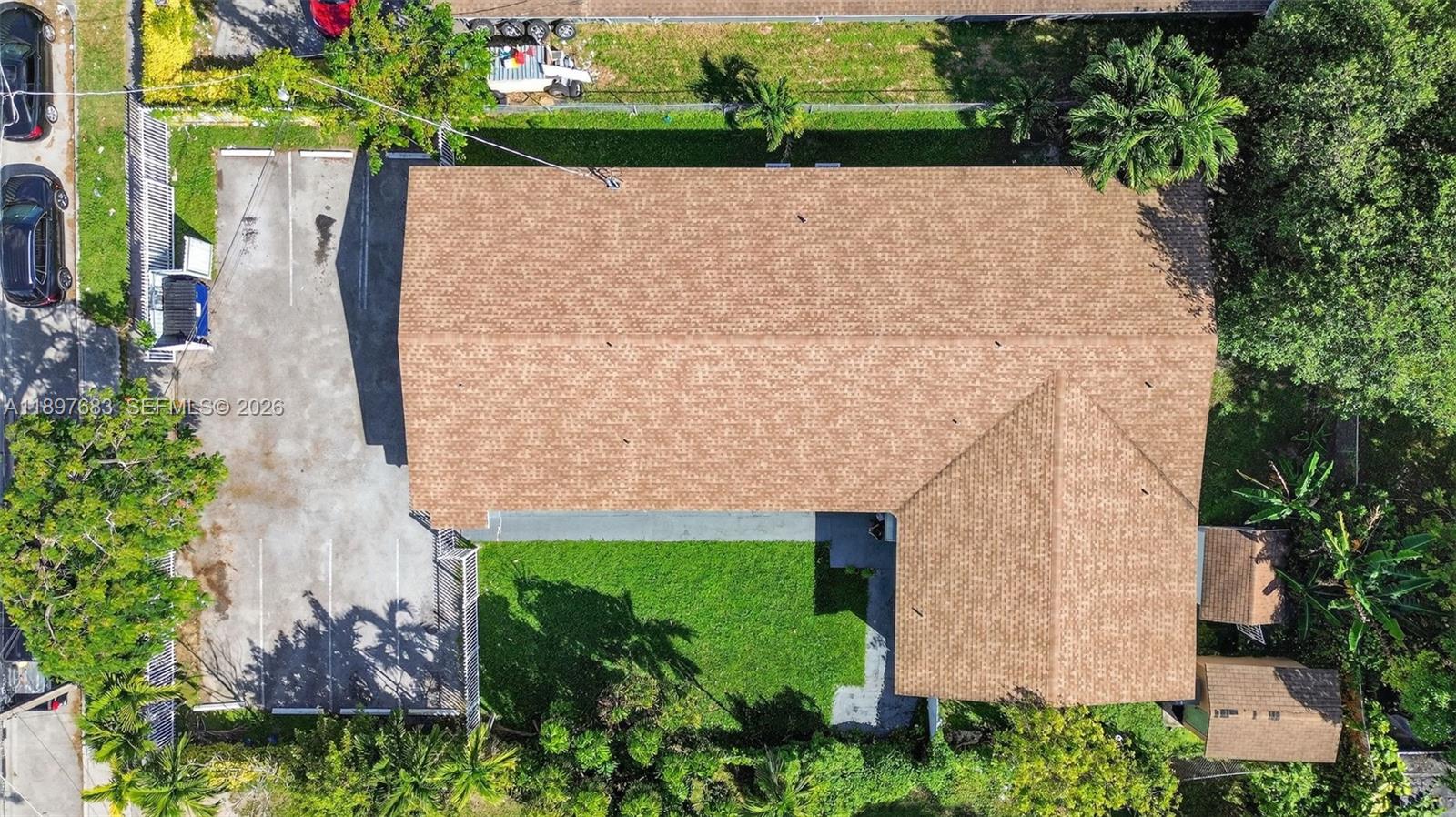 1864 Nw 28th Street Property Photo 5