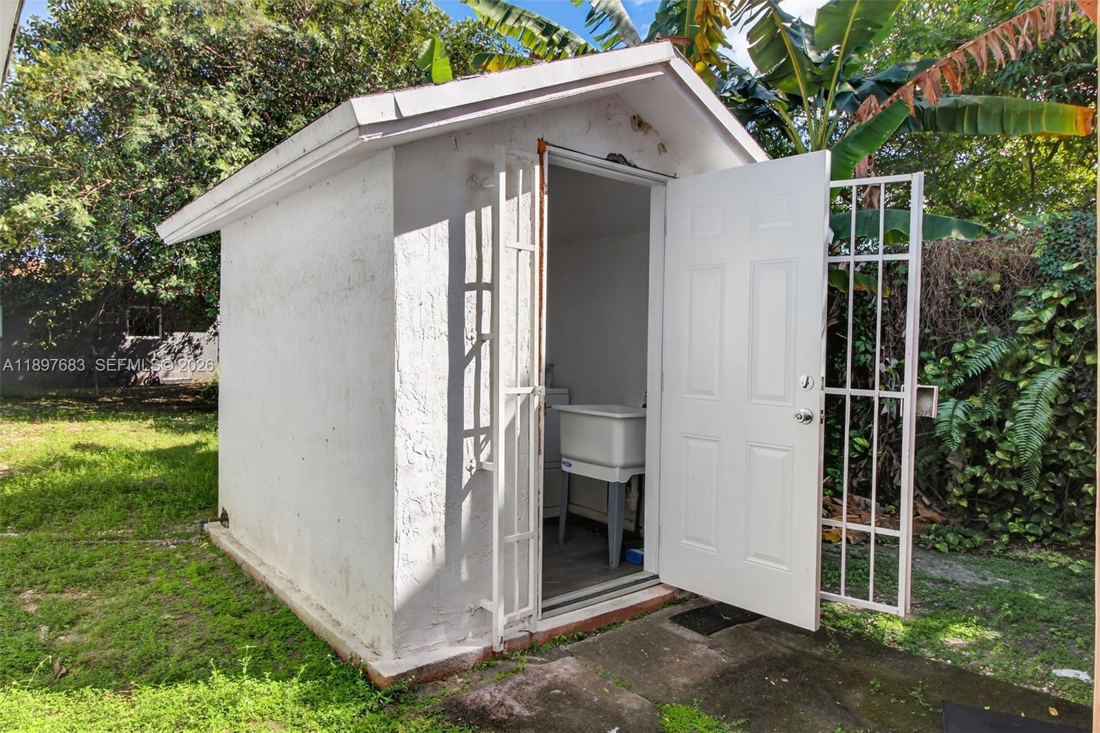 1864 Nw 28th Street Property Photo 21