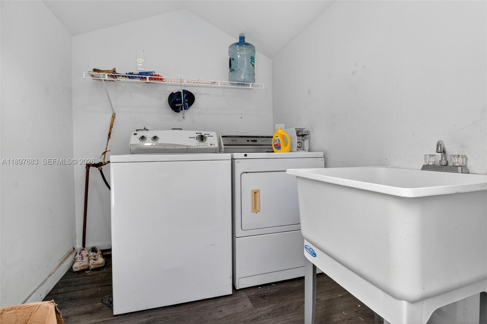 1864 Nw 28th Street Property Photo 22