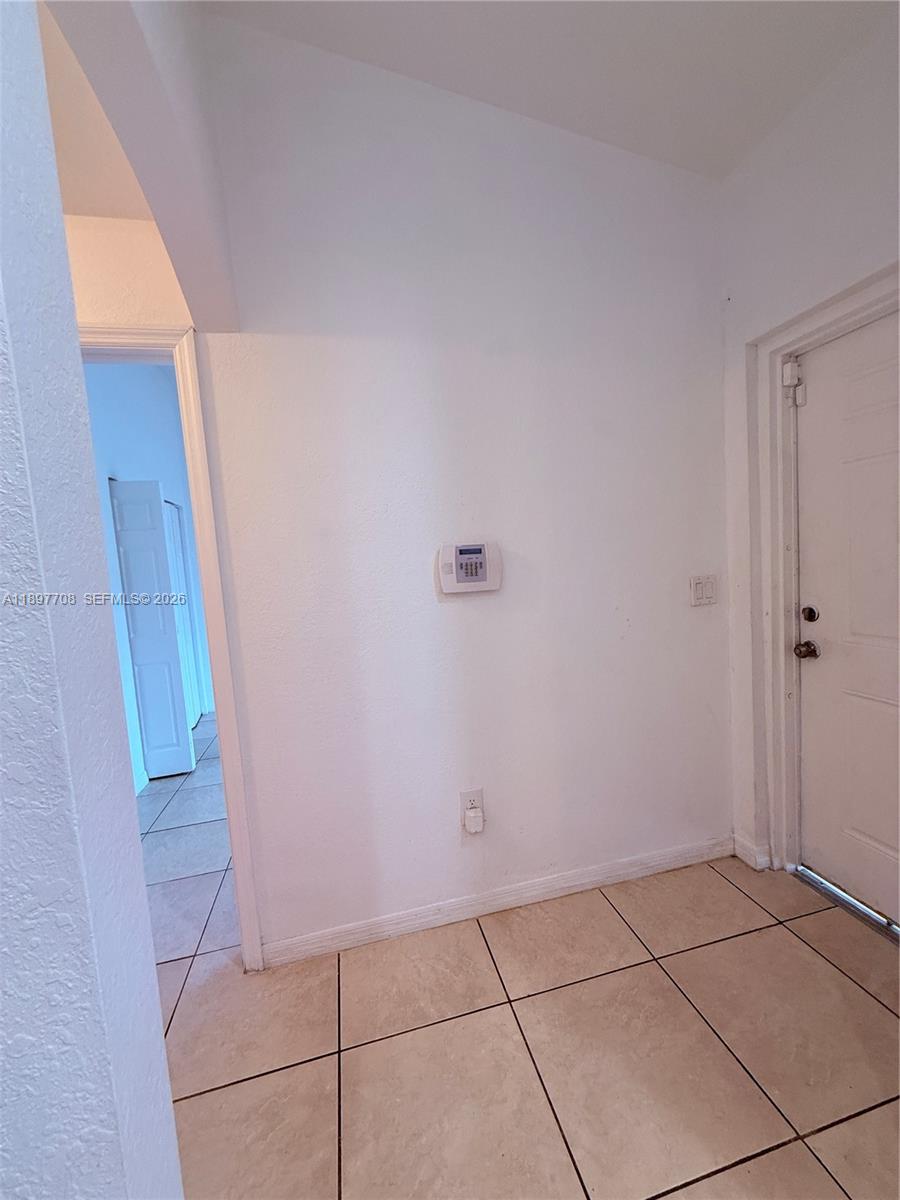 3820 Sw 48th Avenue E-31 Property Photo 4