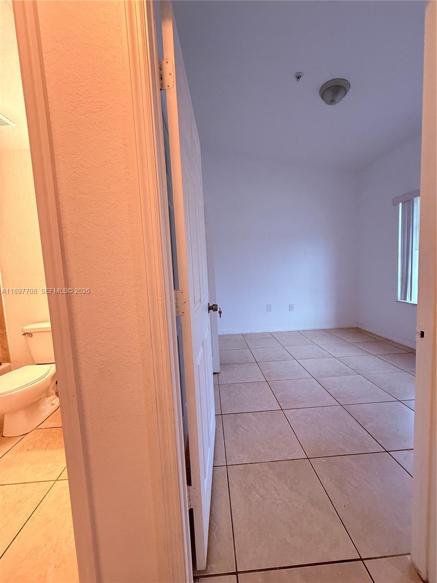 3820 Sw 48th Avenue E-31 Property Photo 5