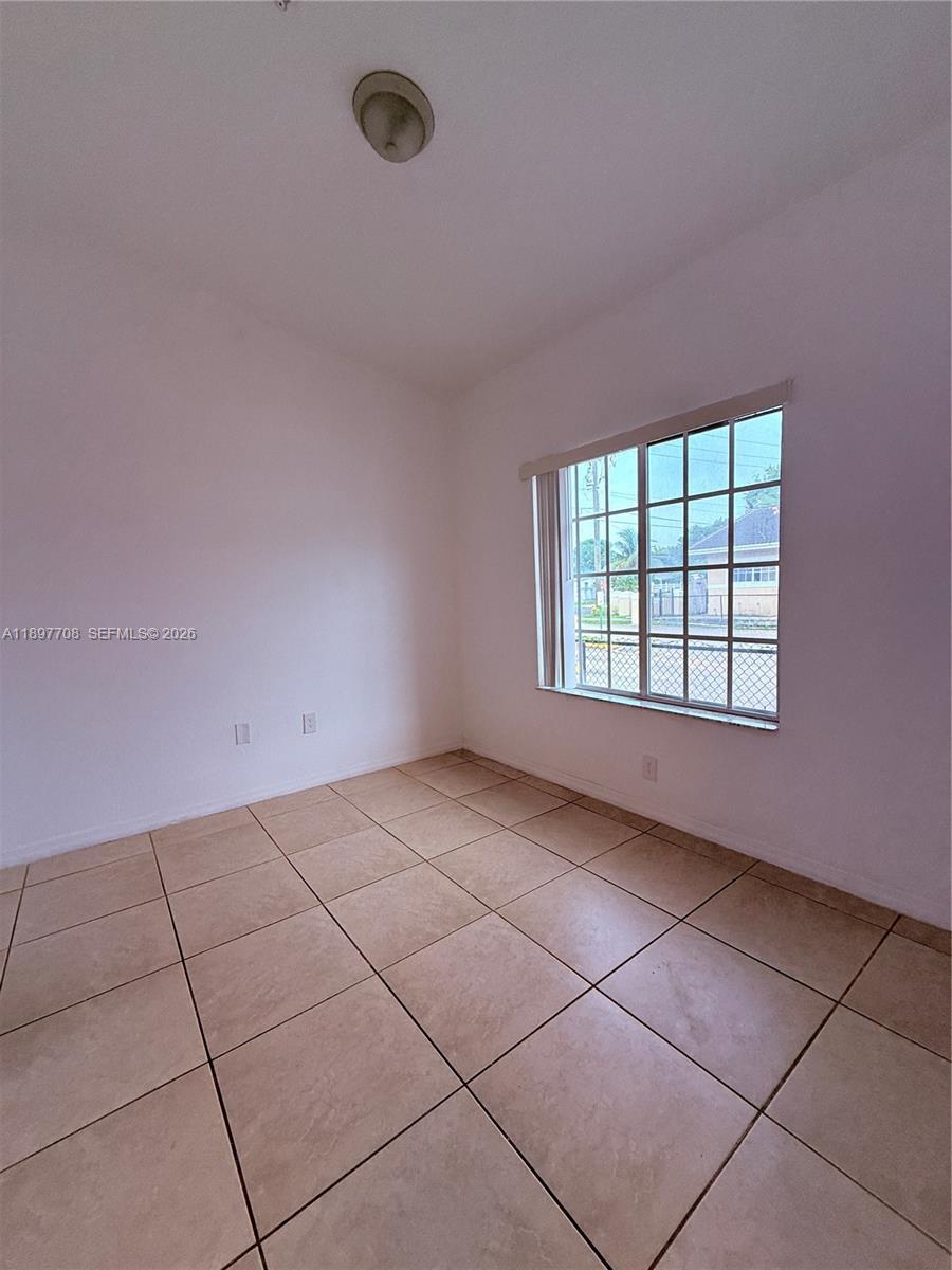 3820 Sw 48th Avenue E-31 Property Photo 6
