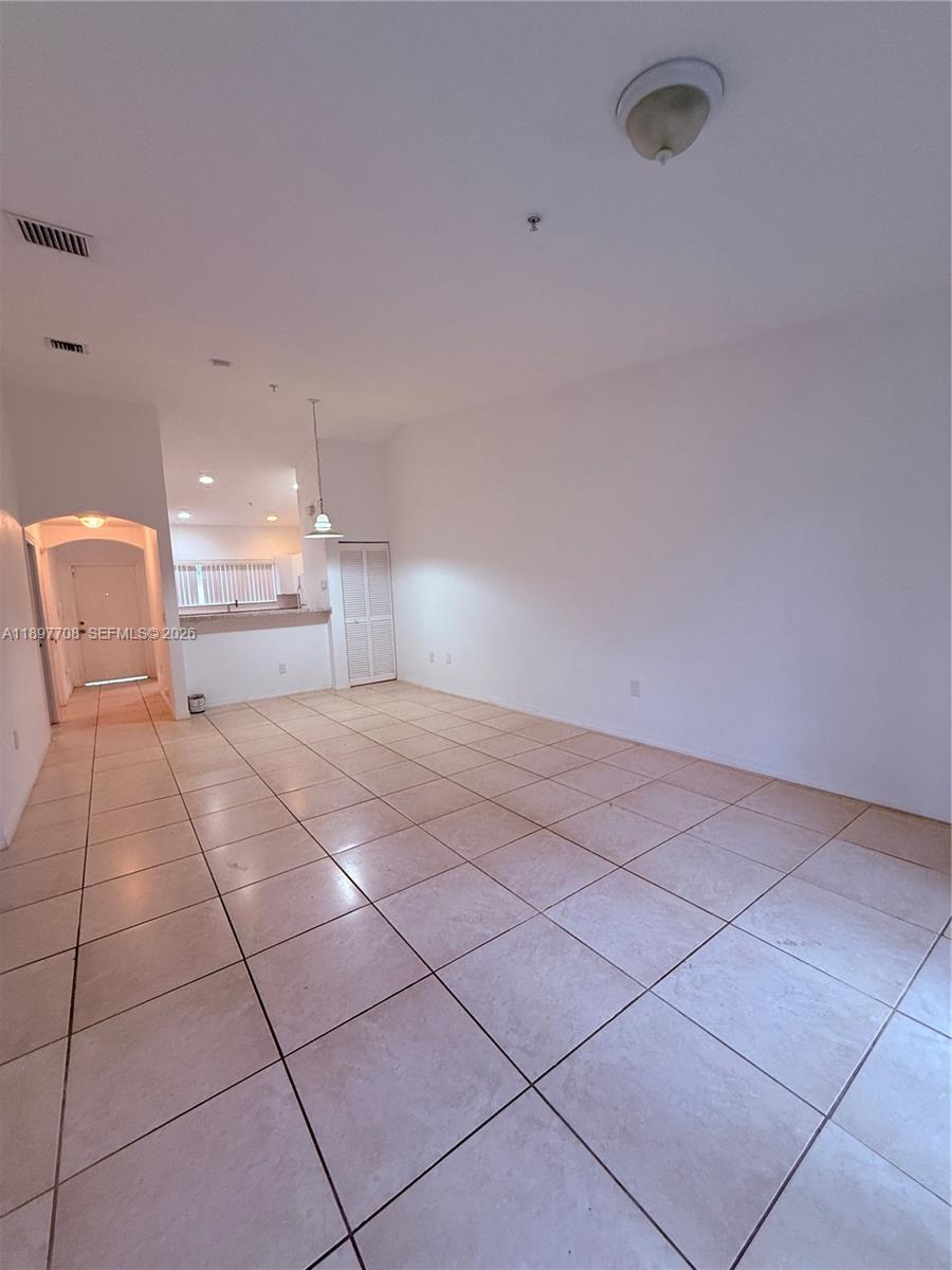 3820 Sw 48th Avenue E-31 Property Photo 11