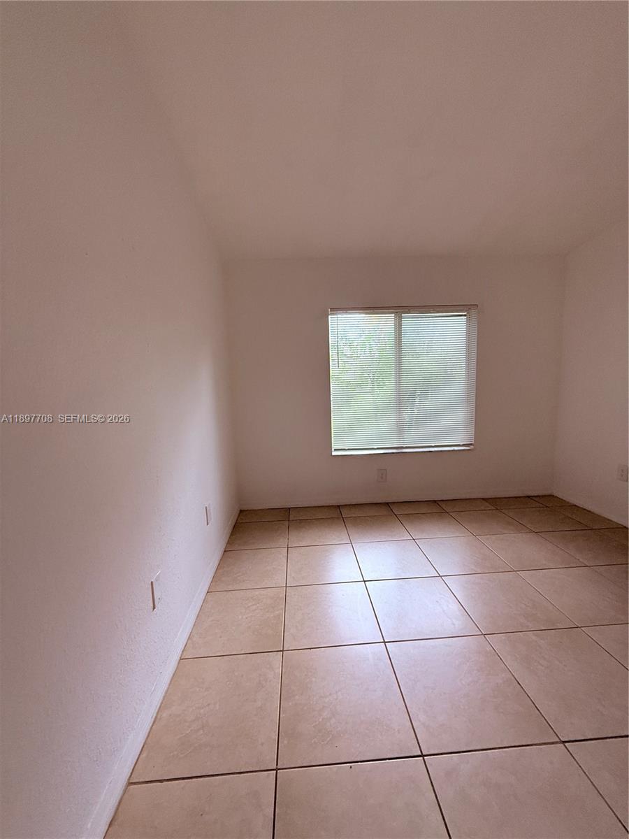 3820 Sw 48th Avenue E-31 Property Photo 13