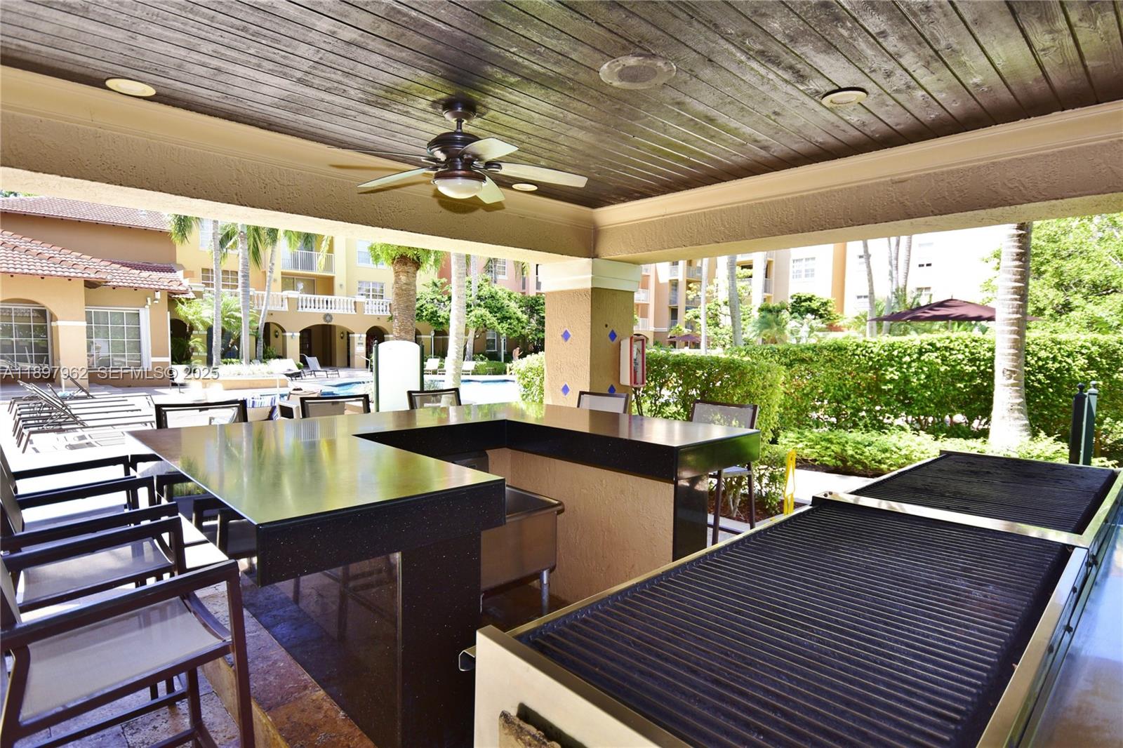 A11897962 Property Photo 23
