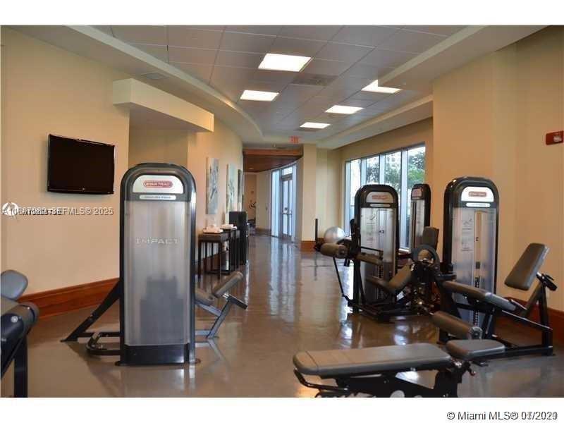1050 Brickell Avenue 414 Property Photo 42