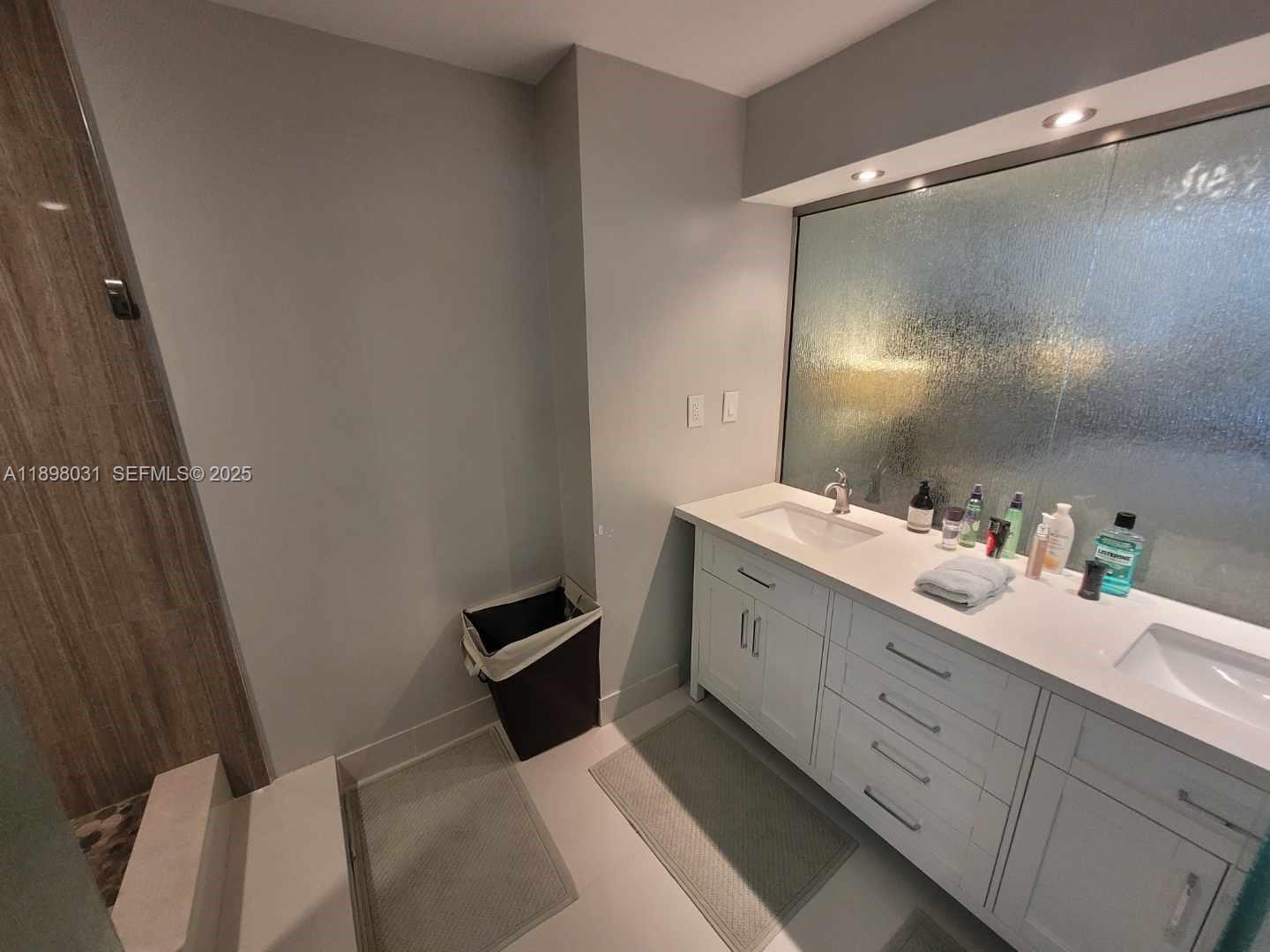 18071 Biscayne Boulevard 1801 Property Photo 6