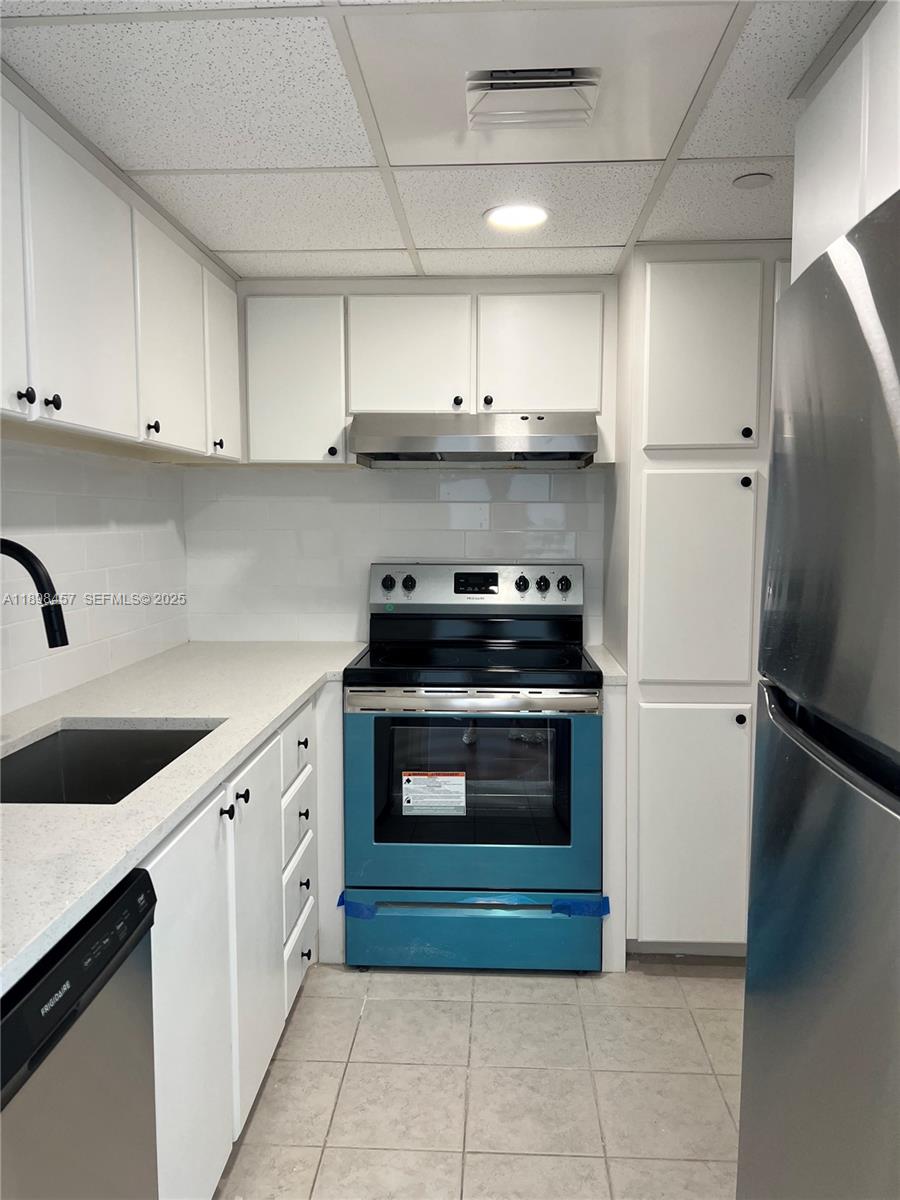1000 West Avenue 808 Property Photo 7