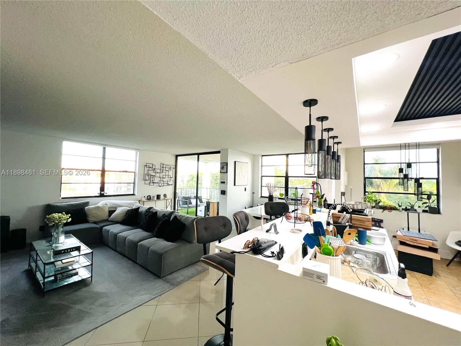 6190 Woodlands Boulevard 517 Property Photo 7