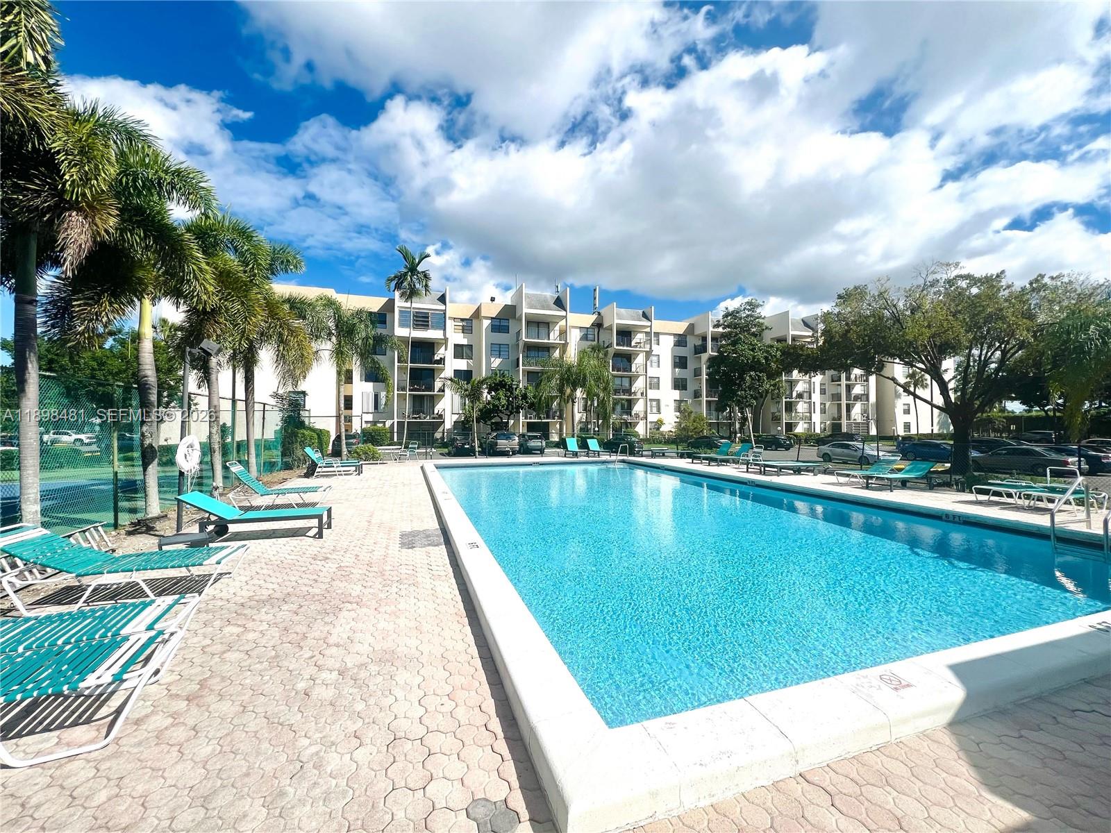 6190 Woodlands Boulevard 517 Property Photo 24