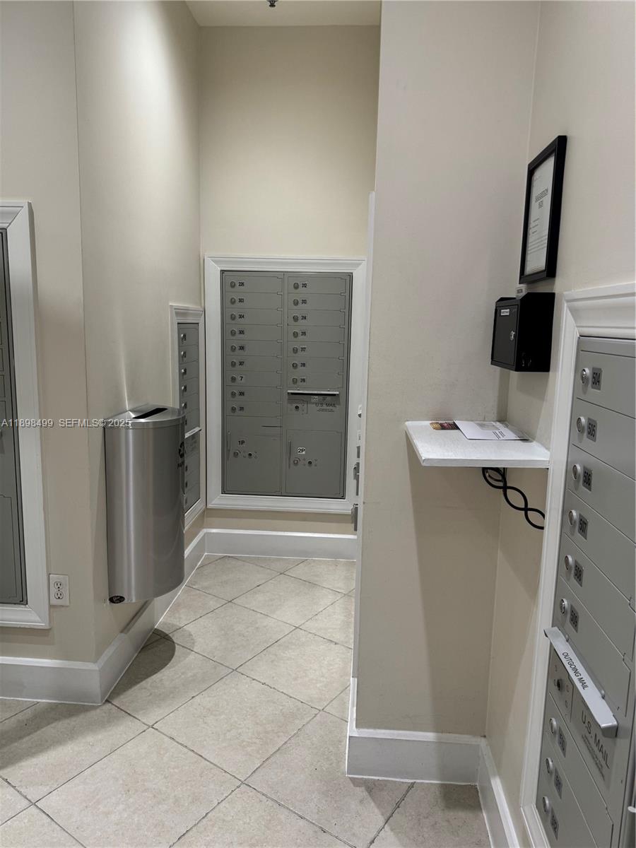 A11898499 Property Photo 12