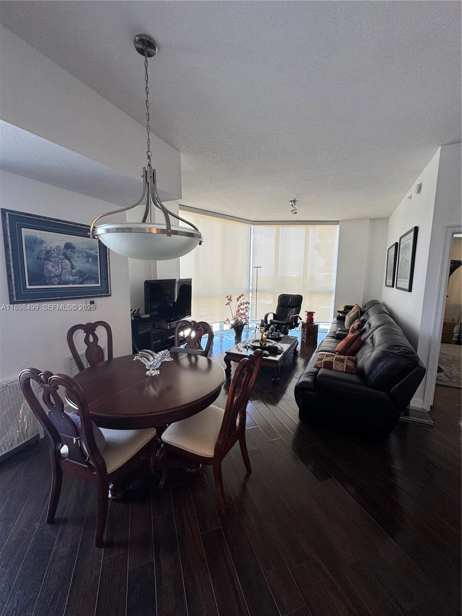 A11898499 Property Photo 17