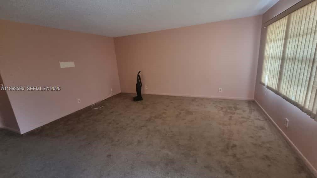 176 Piedmont D D Property Photo 5
