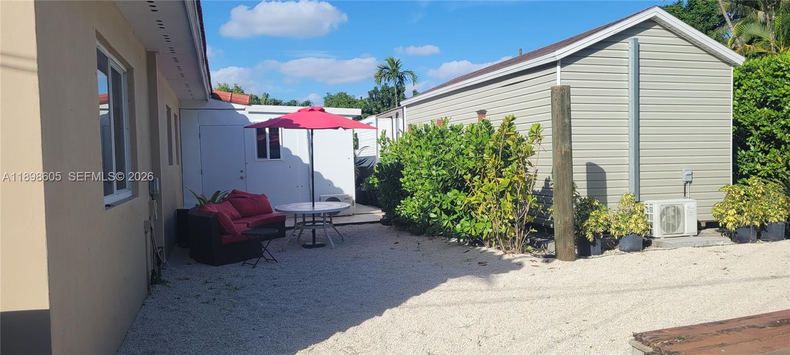 A11898605 Property Photo 26