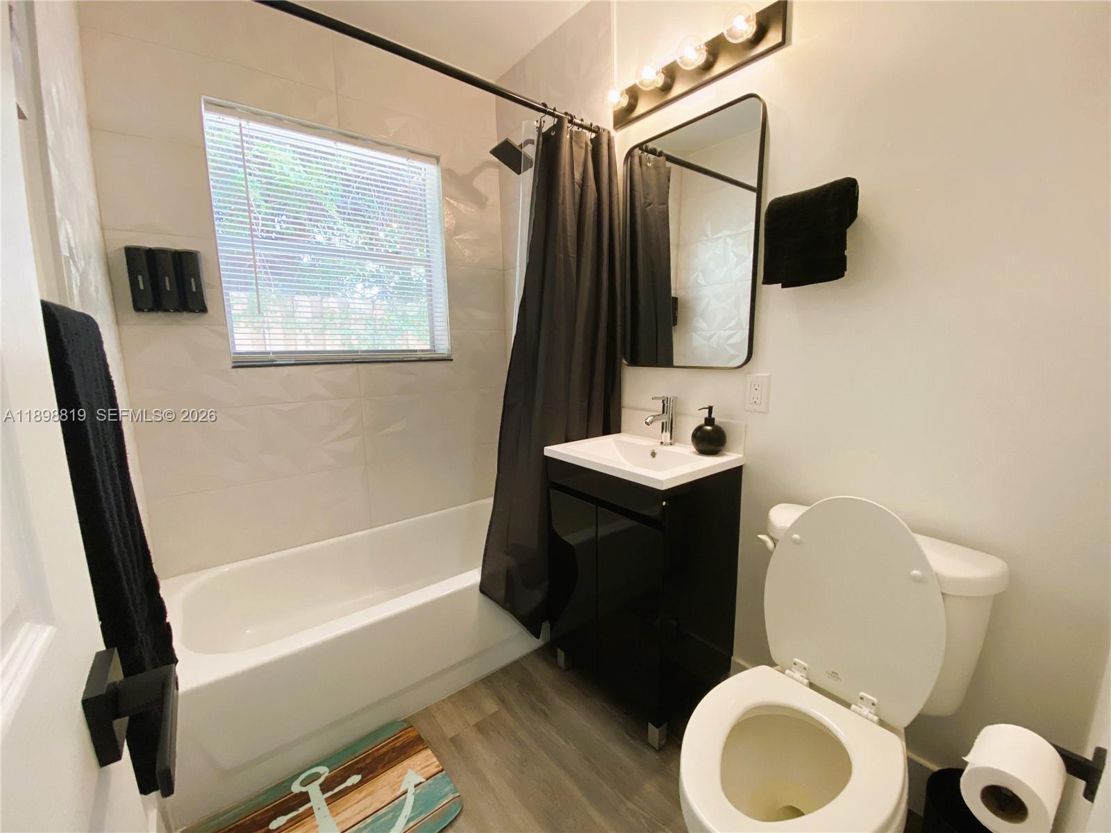 3208 Canal Drive 4 Property Photo 8