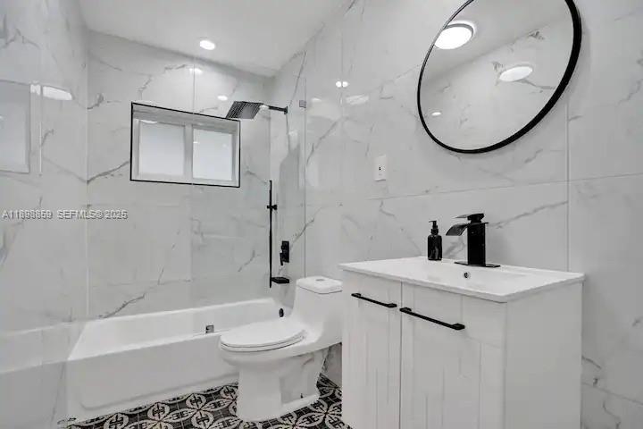 2100 Sw 28th Way Property Photo 19