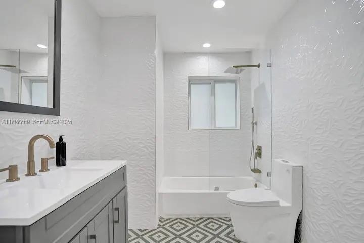 2100 Sw 28th Way Property Photo 24