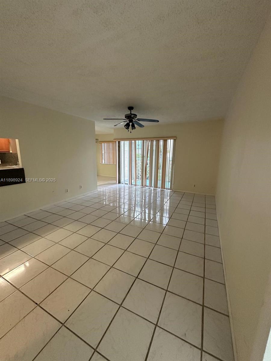 2051 Nw 46th Avenue F102 Property Photo 7