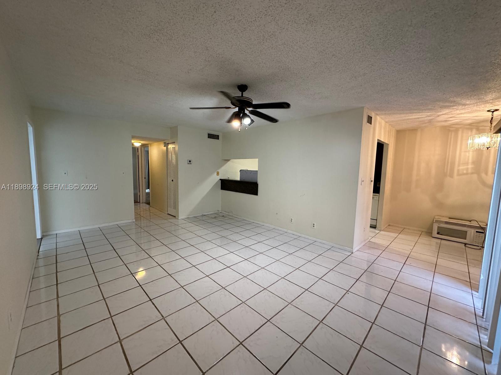 2051 Nw 46th Avenue F102 Property Photo 9