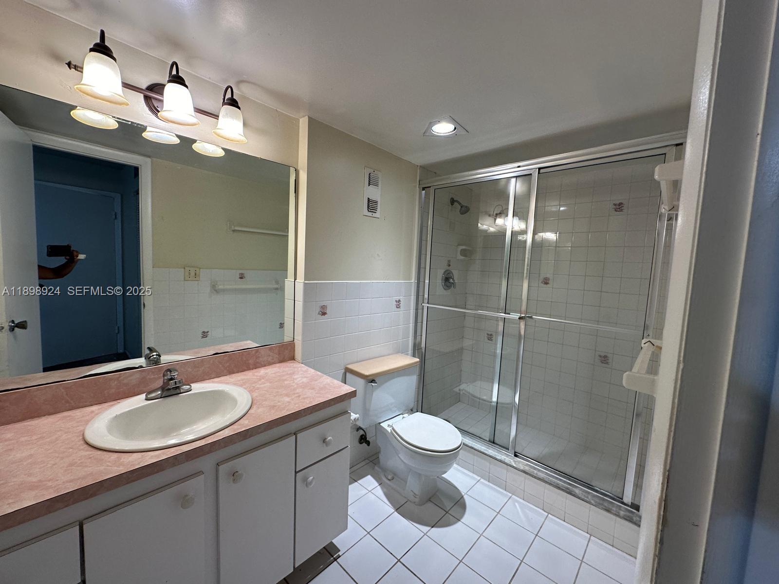 2051 Nw 46th Avenue F102 Property Photo 24