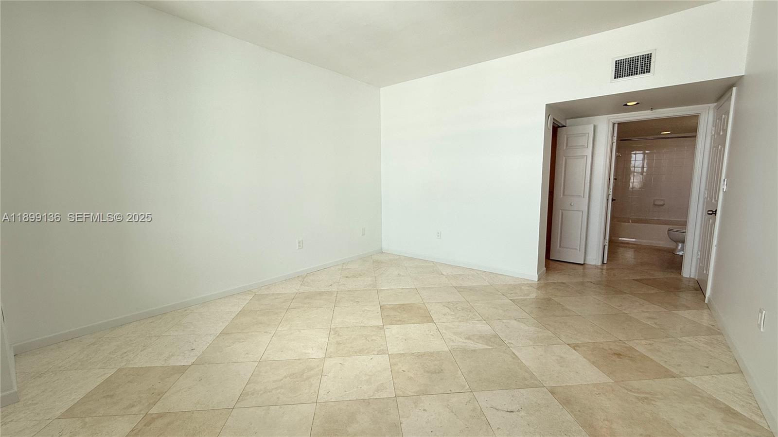 1155 Brickell Bay Drive Ph104 Property Photo 9