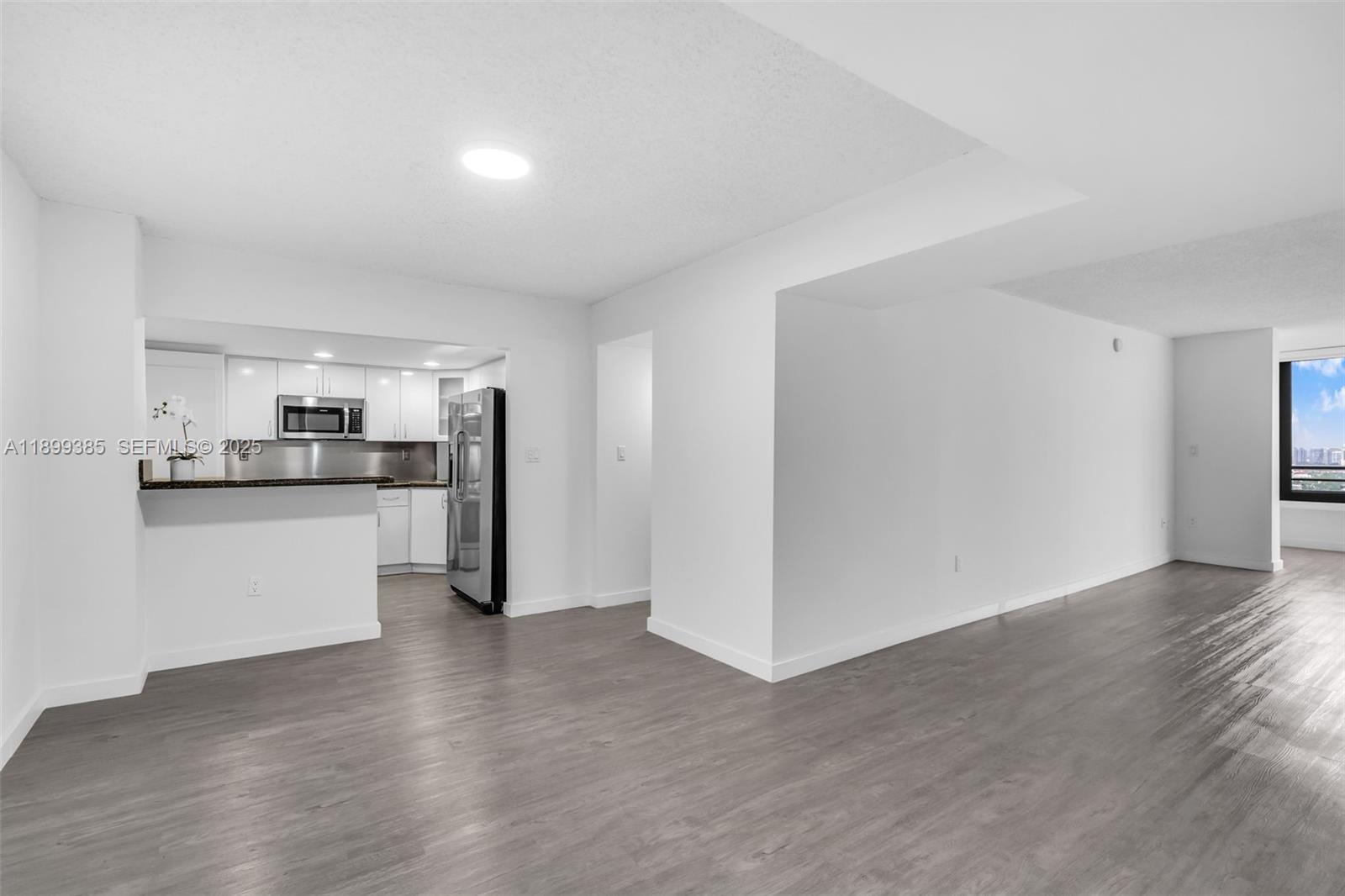 2333 Brickell Avenue Ph208 Property Photo 7