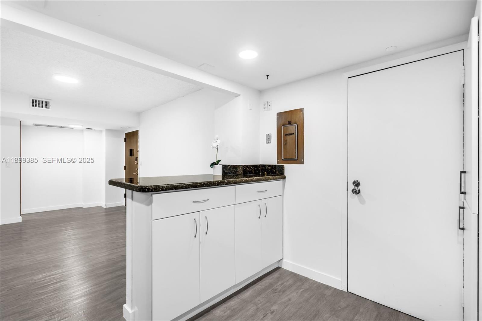 2333 Brickell Avenue Ph208 Property Photo 15