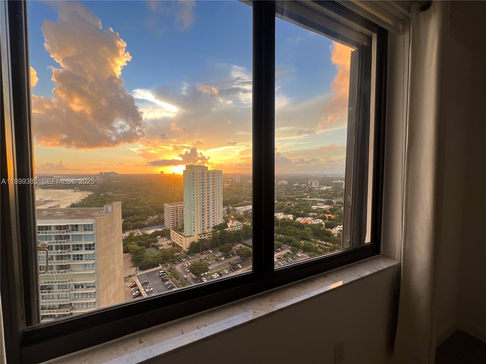 2333 Brickell Avenue Ph208 Property Photo 18