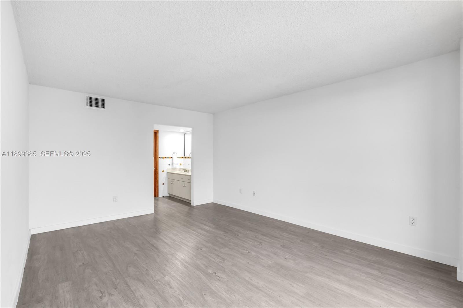 2333 Brickell Avenue Ph208 Property Photo 20