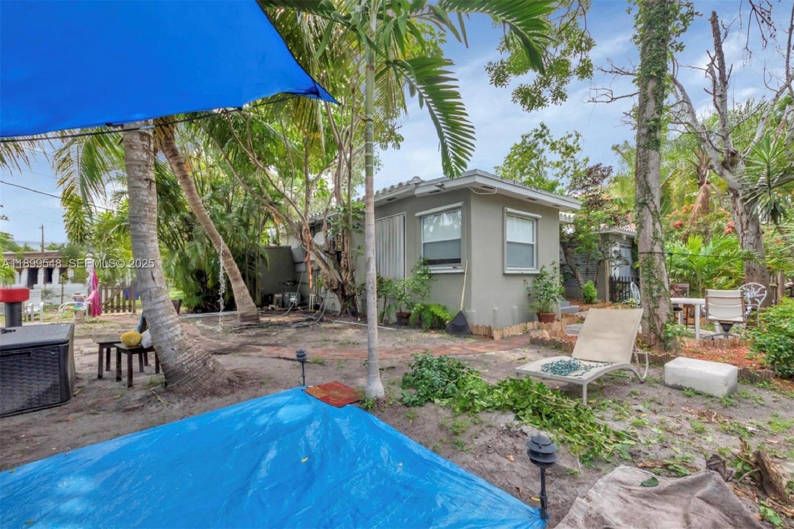 1910 Washington Street Property Photo 8