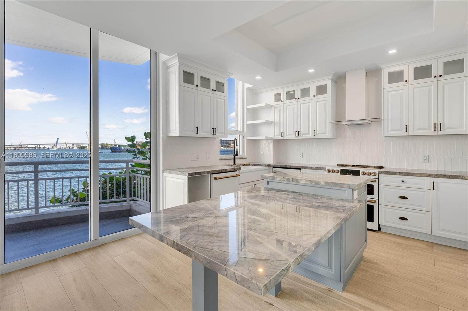 848 Brickell Key Drive 204 Property Photo 16
