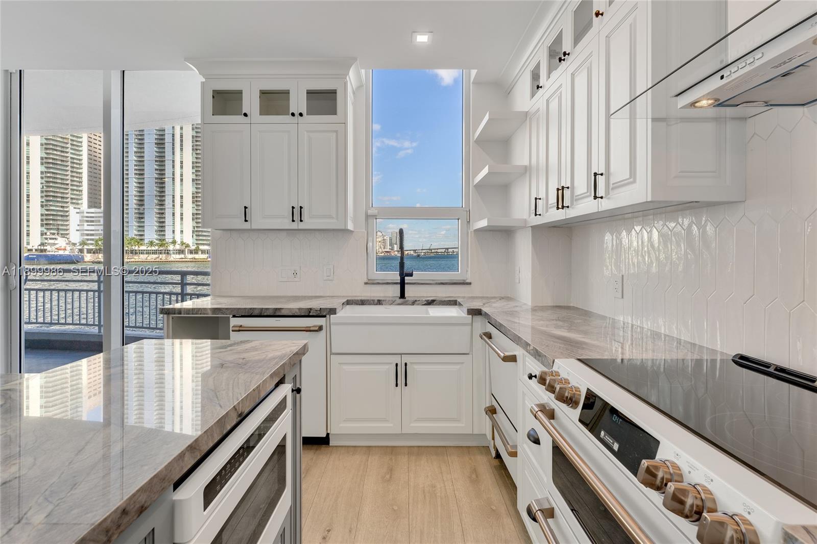 848 Brickell Key Drive 204 Property Photo 18