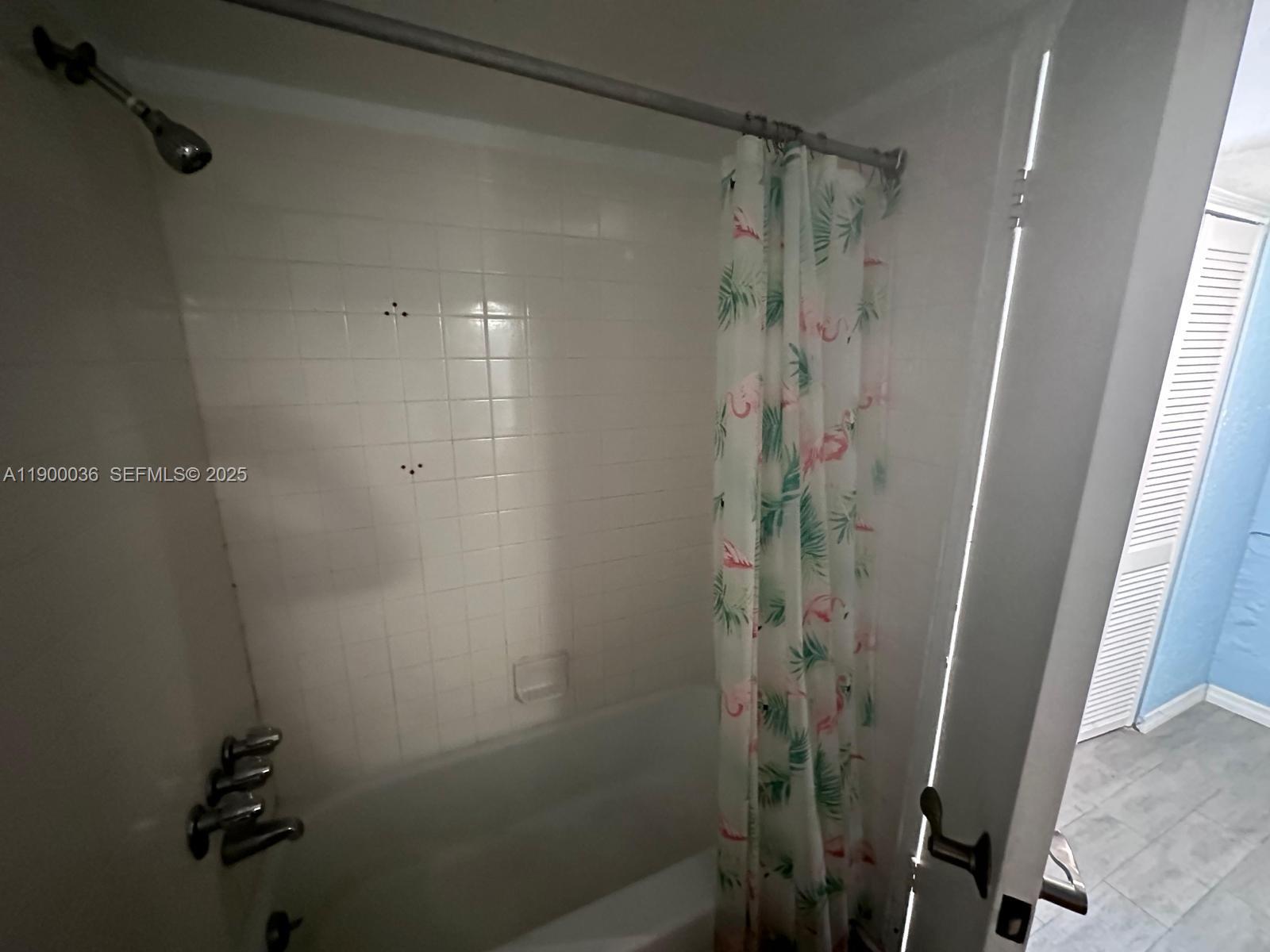 26 Diplomat Parkway 2342 Property Photo 6