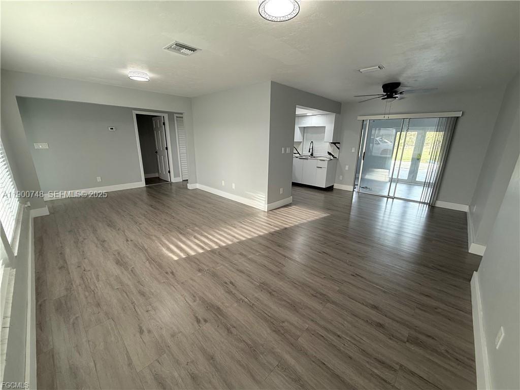 304 N Avenue Property Photo 9