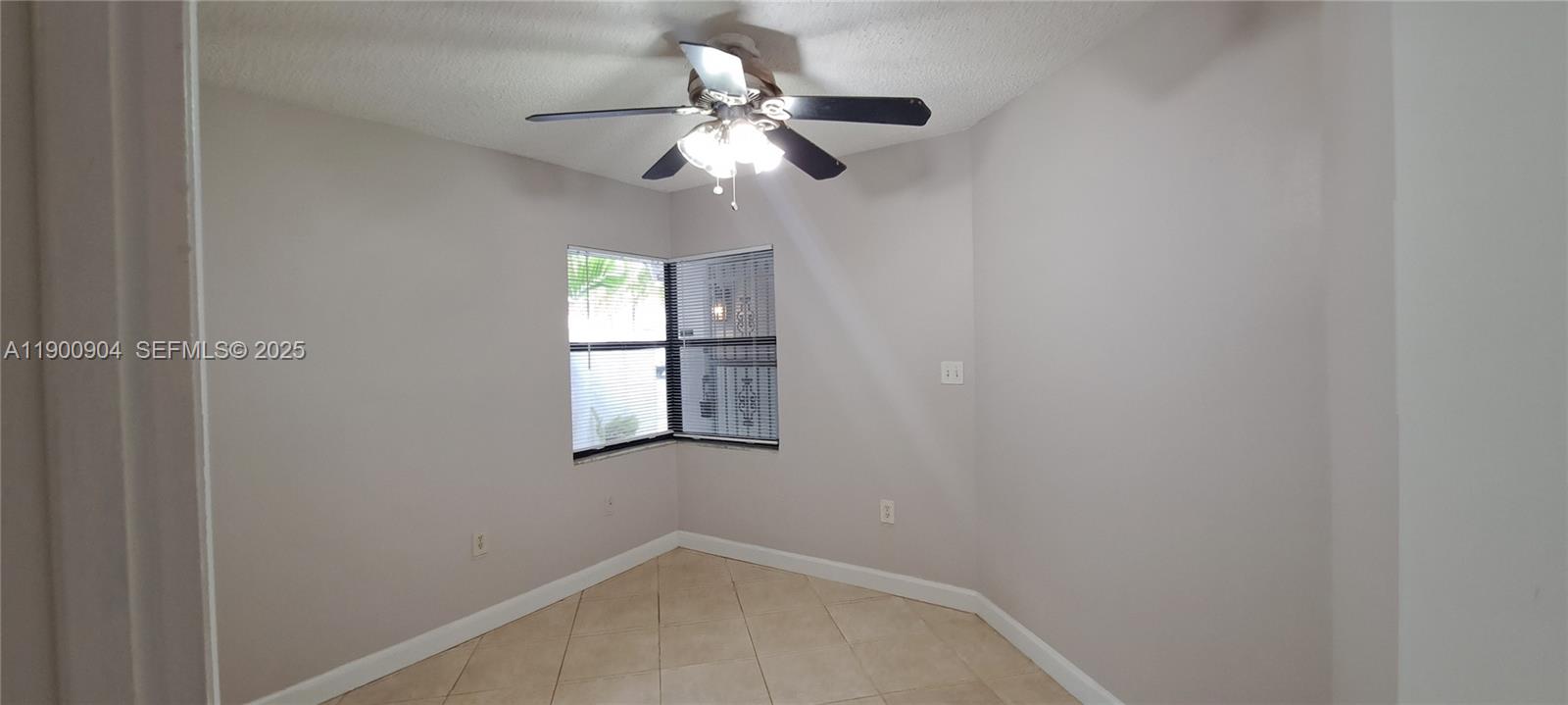 2410 San Remo Circle Property Photo 10
