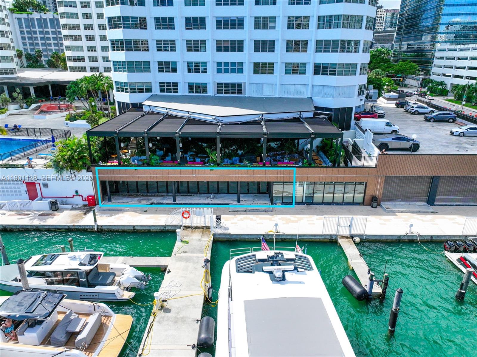 801 Brickell Bay Drive 4c042 Property Photo 1