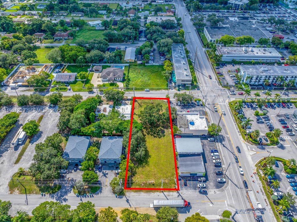 137 Nw 165th Street Property Photo 3