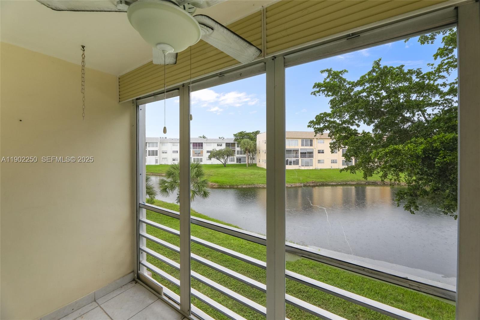 A11902250 Property Photo 17