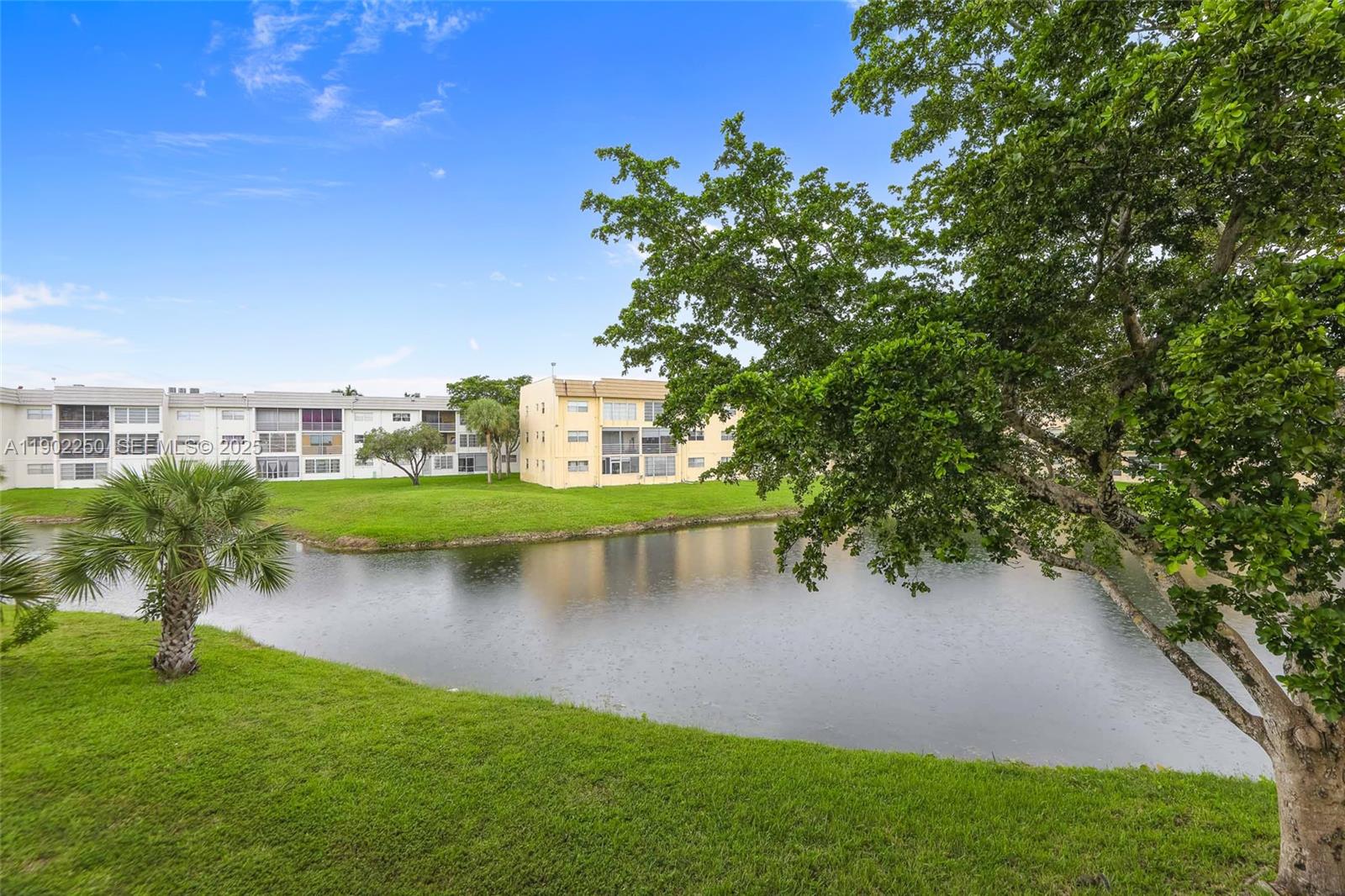 A11902250 Property Photo 19