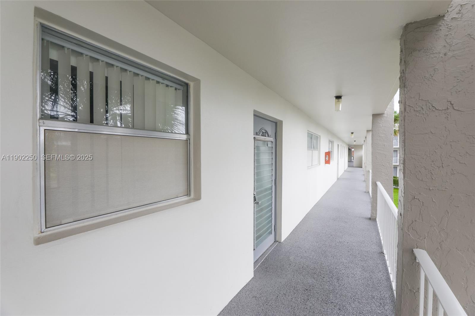 A11902250 Property Photo 20
