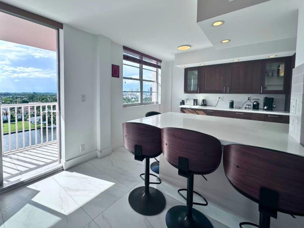 3161 S Ocean Drive 1210 Property Photo 5