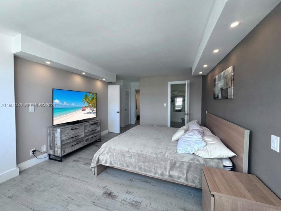3161 S Ocean Drive 1210 Property Photo 13