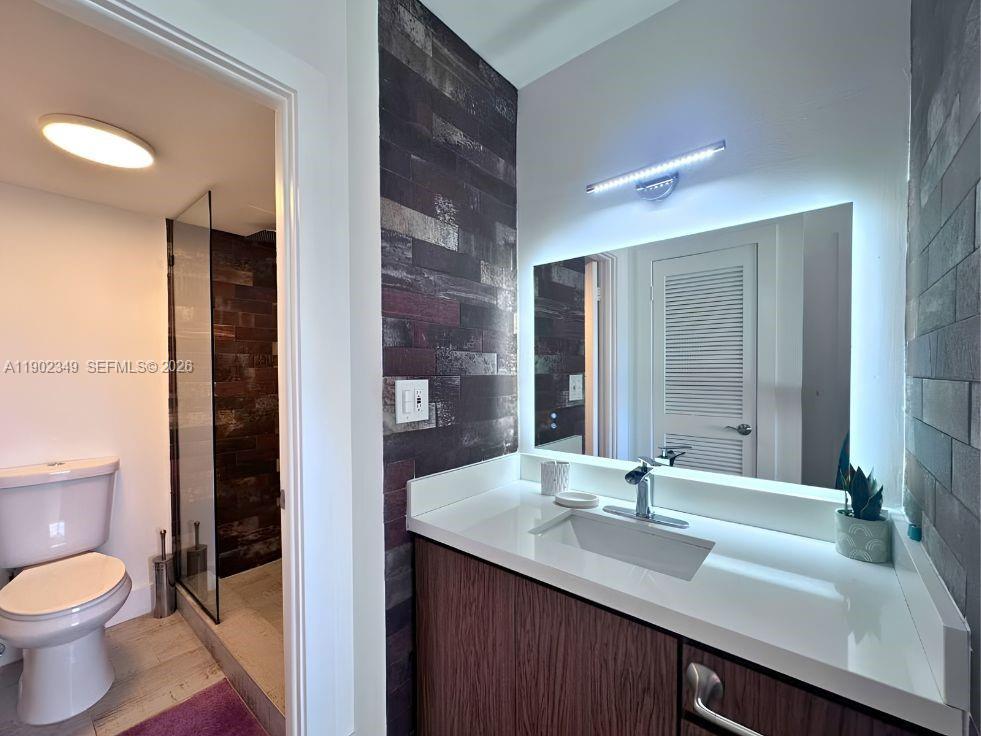 3161 S Ocean Drive 1210 Property Photo 14