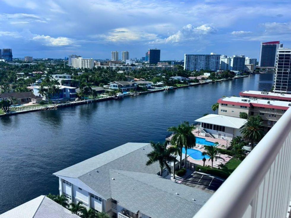3161 S Ocean Drive 1210 Property Photo 19