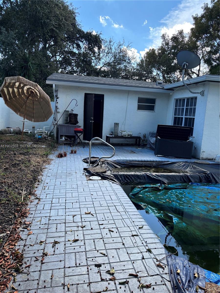 6541 Sherman Street Property Photo 4