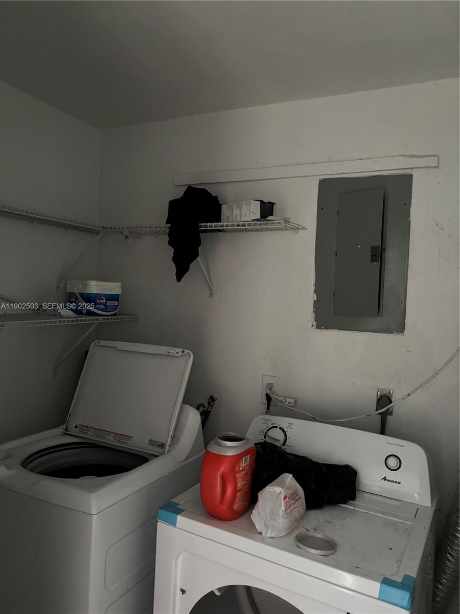 6541 Sherman Street Property Photo 14