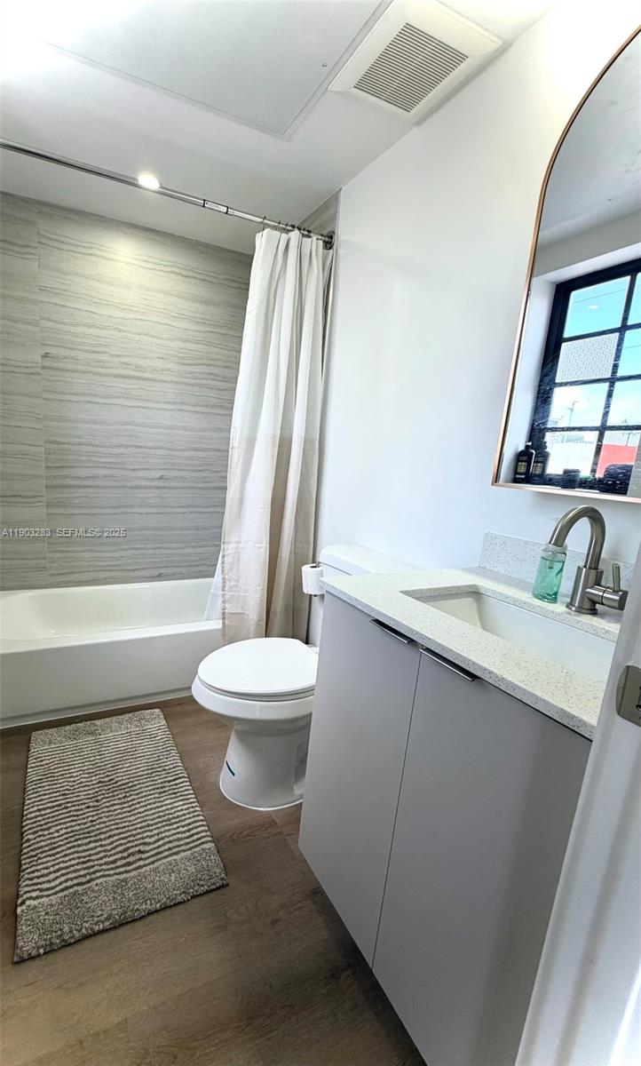 A11903283 Property Photo 2